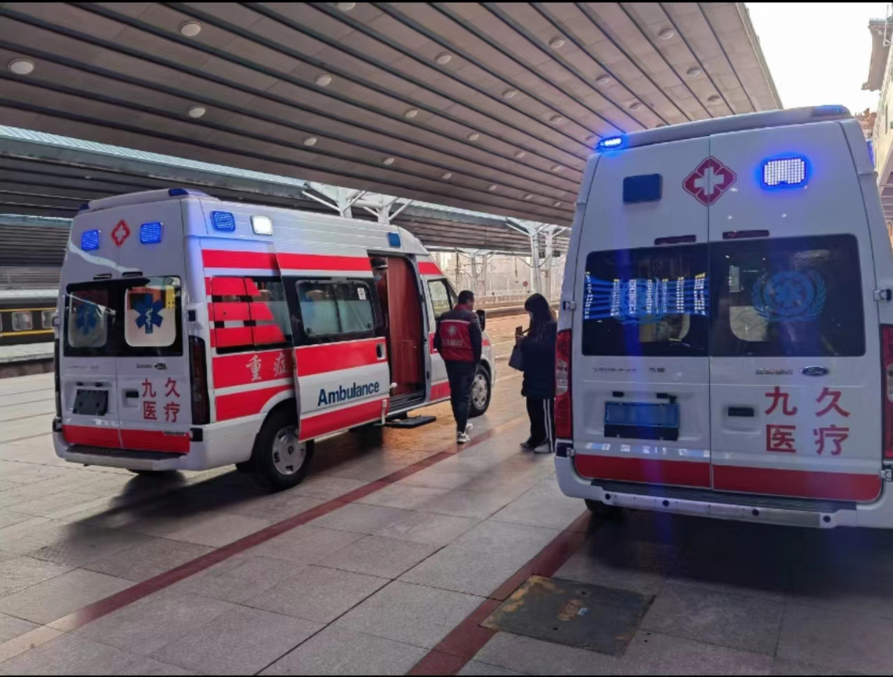 黎平县救护车长途转运